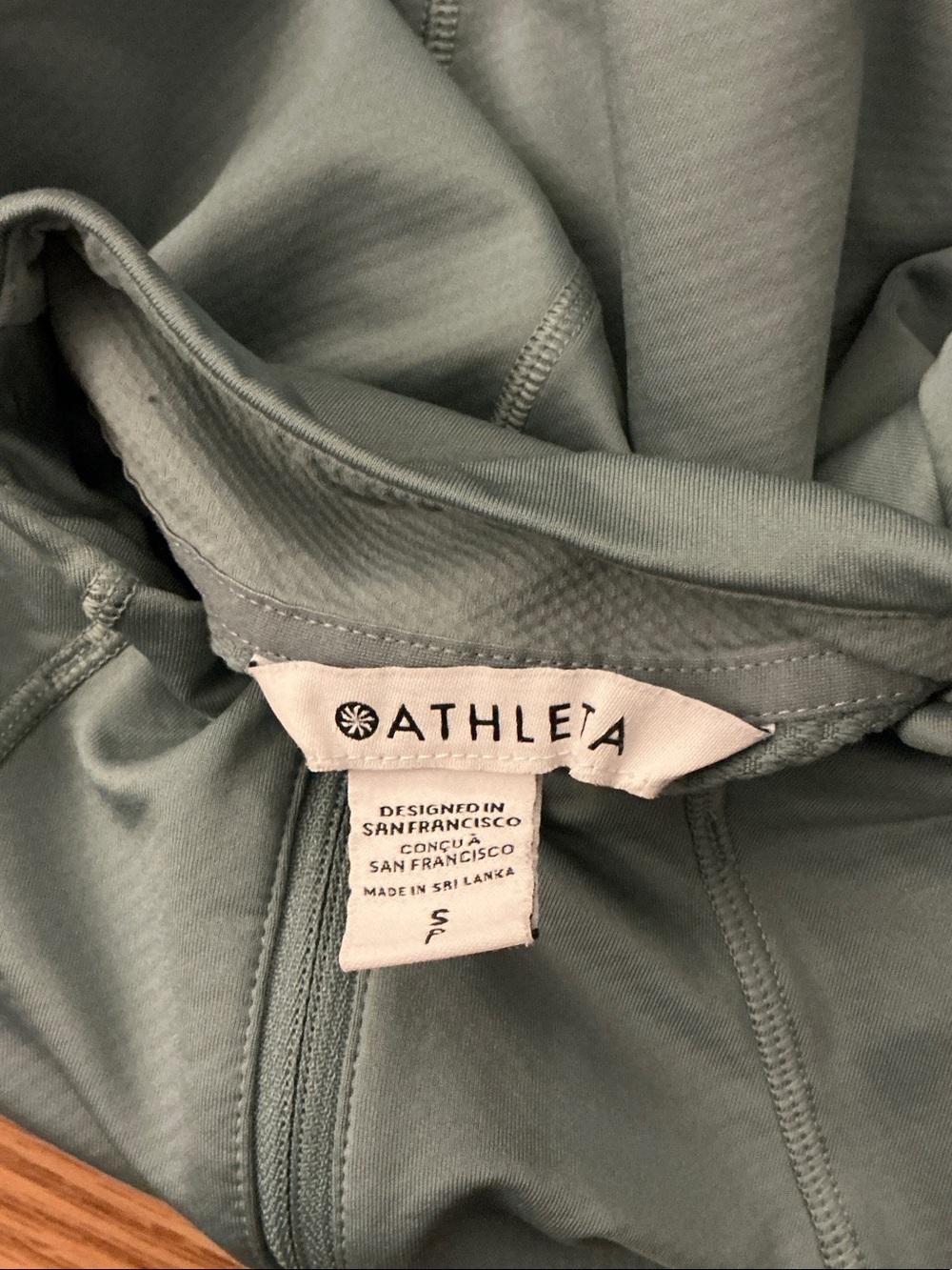 Athleta Half-Zip Performance Top in Sage Size Small - Picture 3 of 7